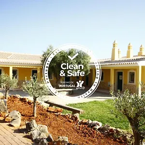 quinta-do-mocho-estoi.hotelaalgarve.com/